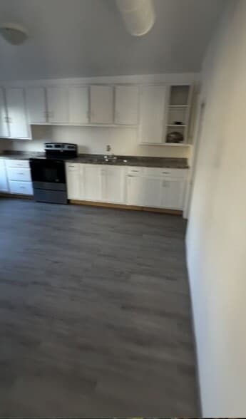 Building Photo - 715 Union St