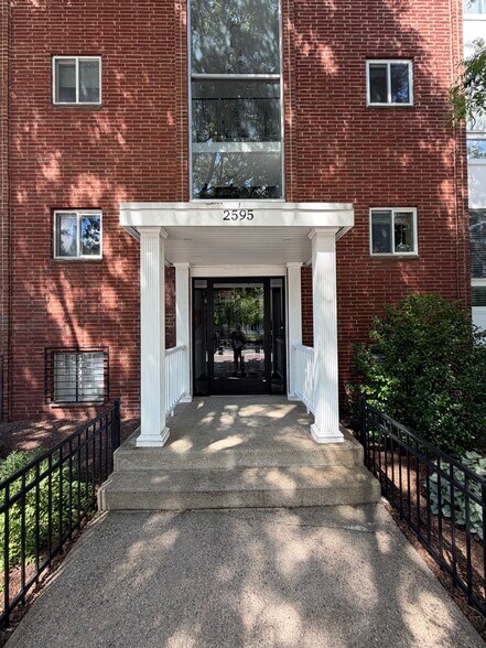 Building Photo - 2595 Massachusetts Ave