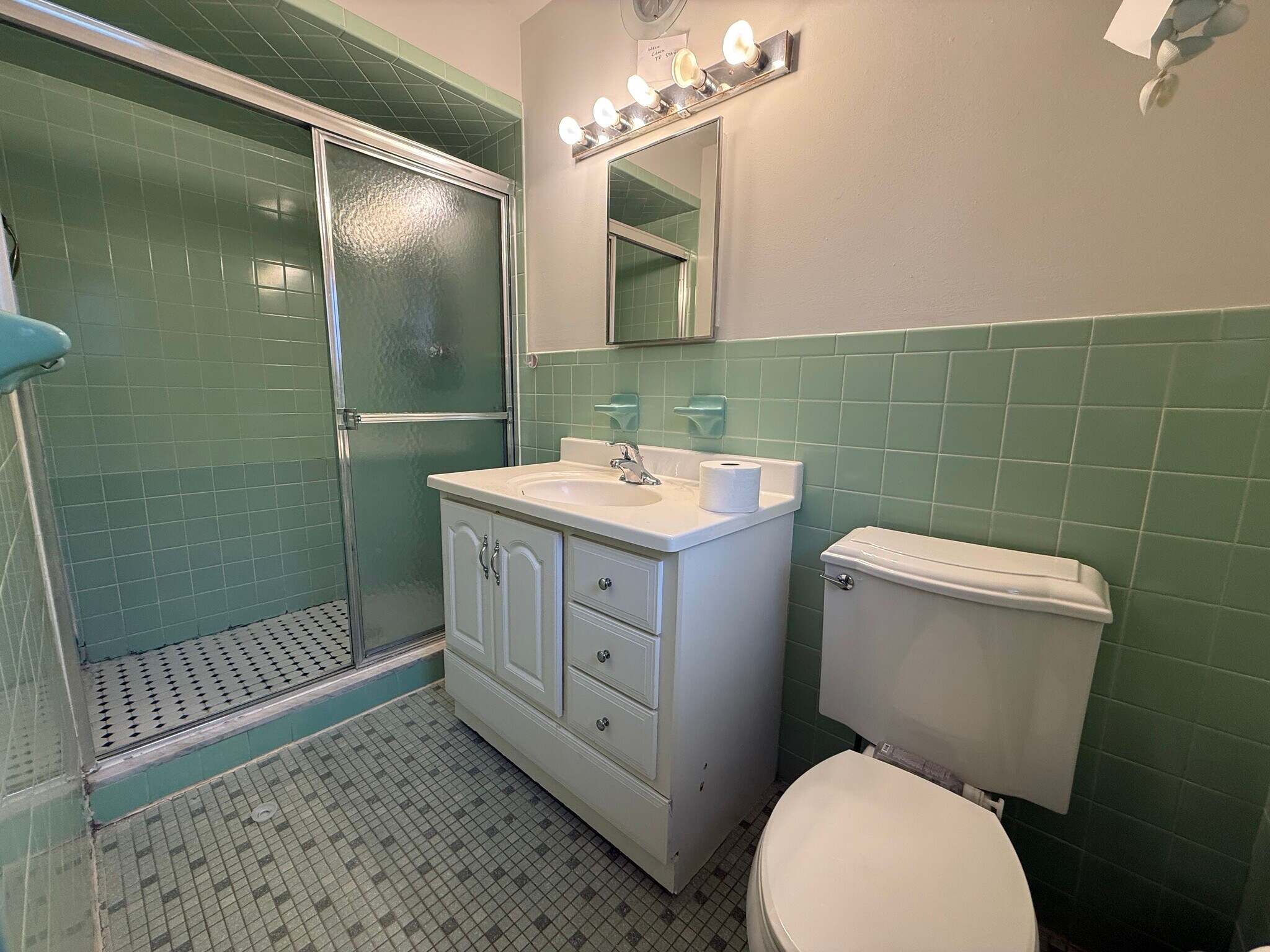 Building Photo - 447 Central Blvd