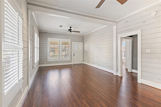 Building Photo - 809 Woodrow St