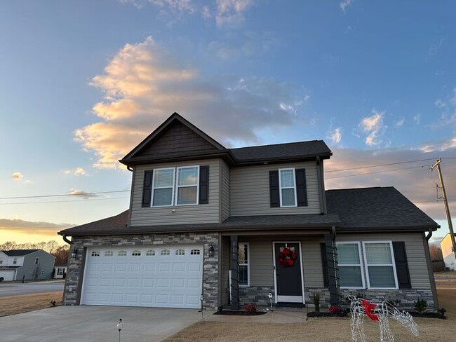 Building Photo - Brand New Construction 4 bedroom Home. Get...