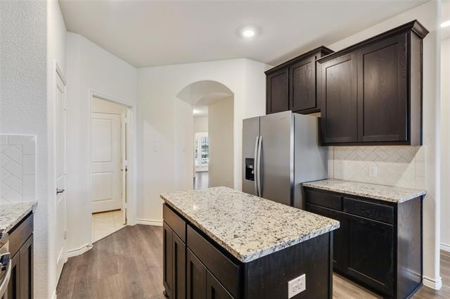 Building Photo - 500 Cowboy Wy