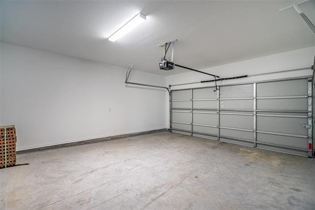 Building Photo - 3913 Morel Dr