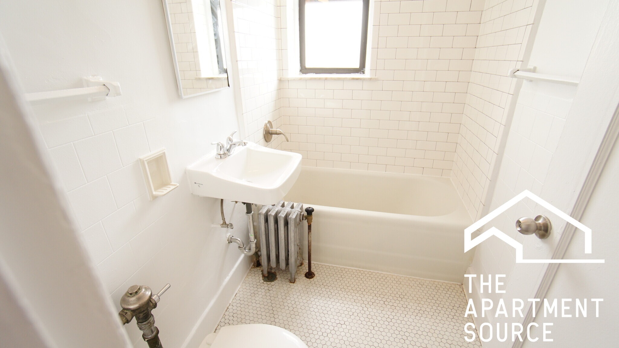 Building Photo - 2777 N Milwaukee Ave