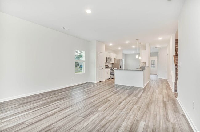 Building Photo - 1129 Boswell Ct