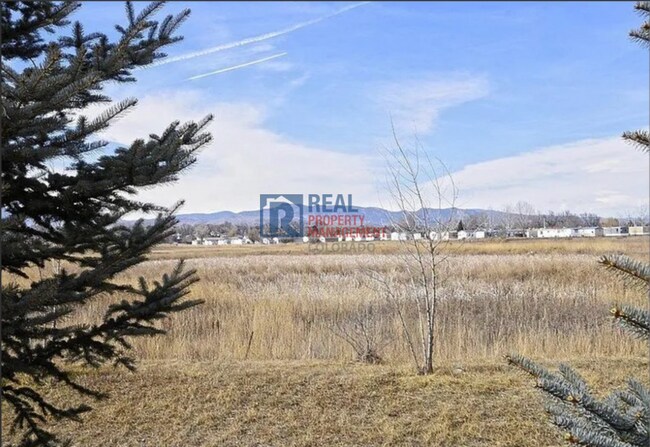 Building Photo - 6827 Autumn Ridge Dr