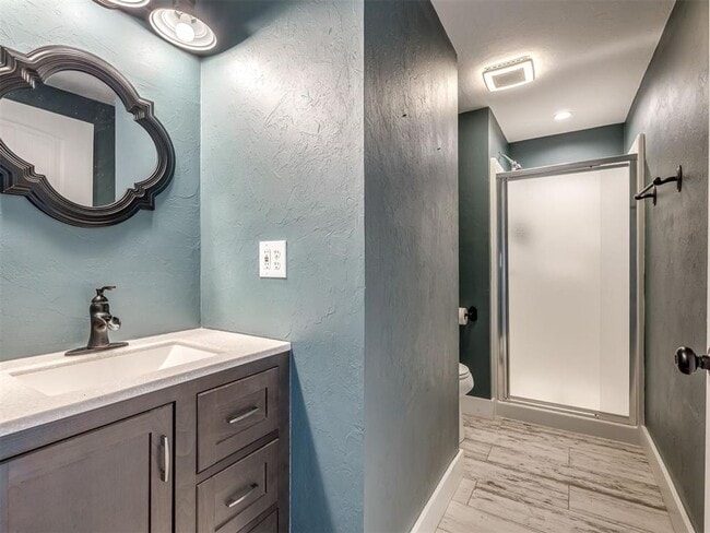 Building Photo - Updated Tiny Home on 5 Acres