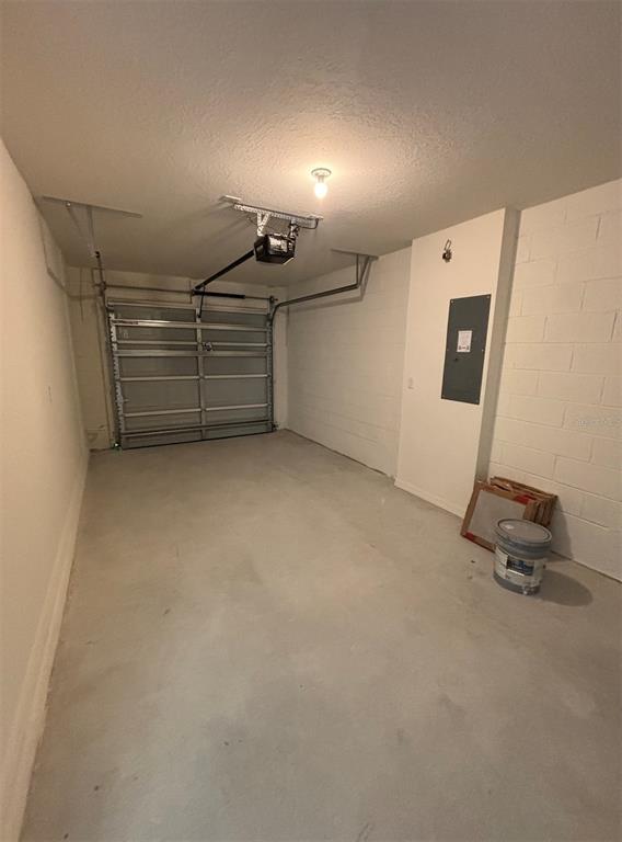 Building Photo - 526 Zinfandel Dr