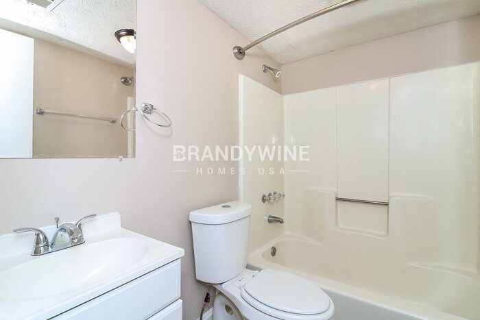 Building Photo - 295 Wilson Mill Rd SW