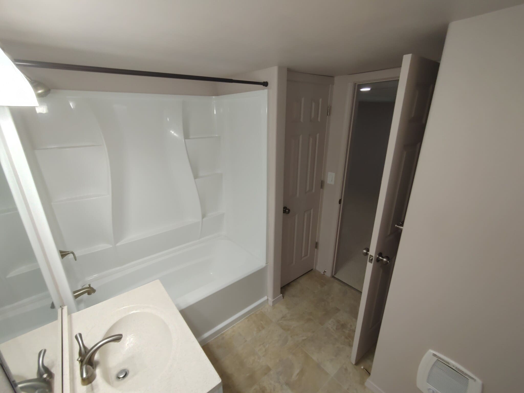 Bathroom 2 - 214 E 6Th Ave