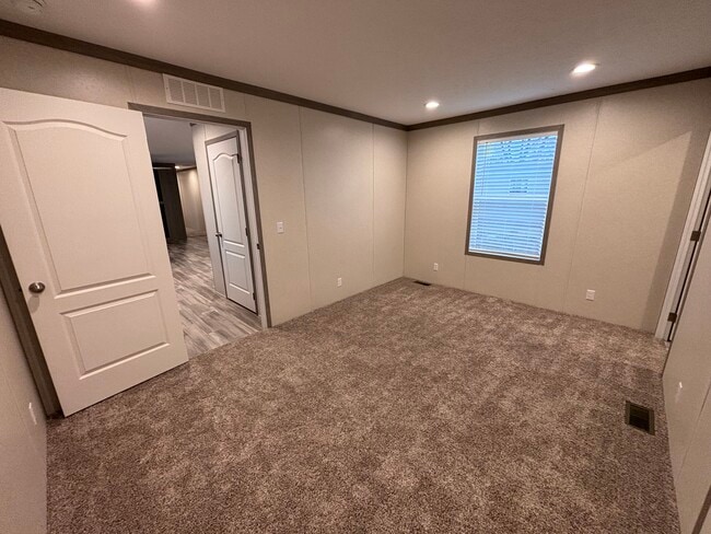 Building Photo - 23488 Winifred Ave