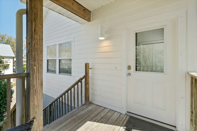 Building Photo - 27 Old Mission Ave