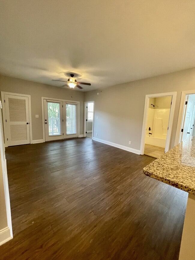 Building Photo - 100 Portico Street