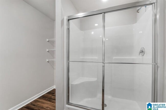 Building Photo - 1616 SIMMONS St