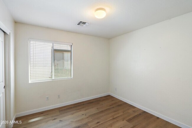 Building Photo - 44924 Balboa Dr