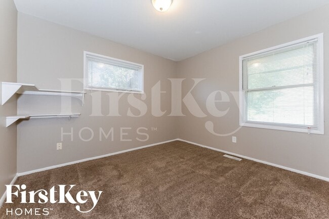 Building Photo - 7508 E 50th Terrace