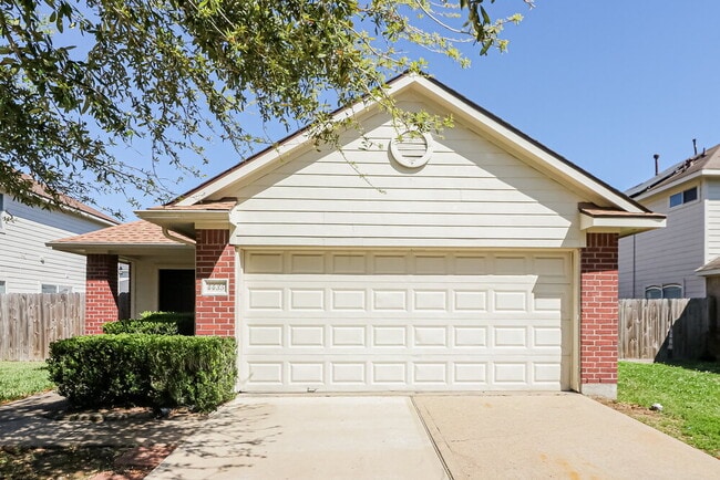 Building Photo - 4435 Plumeria Ave