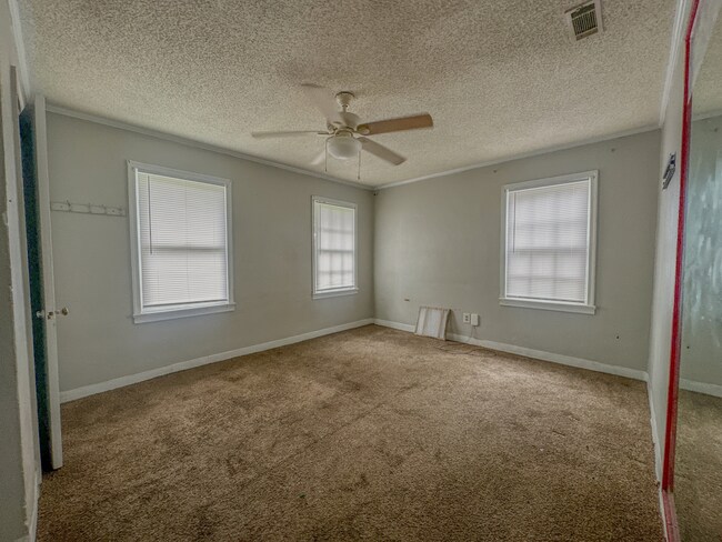 Building Photo - 1609 Marion St