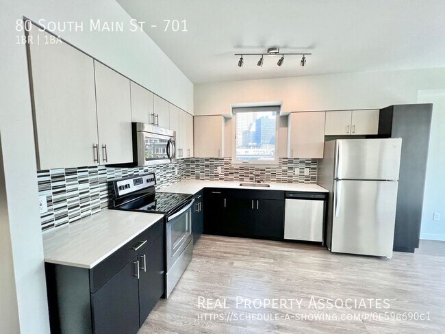 Building Photo - 80 South Main St