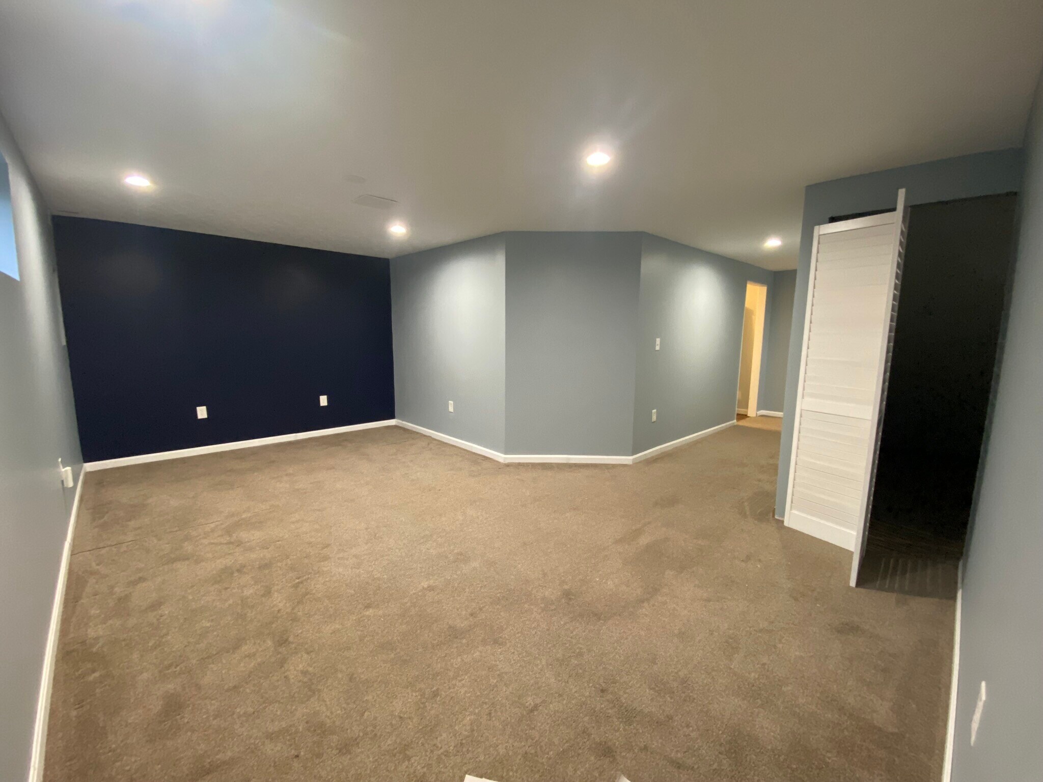 Building Photo - 9348 Loch Lea Ln