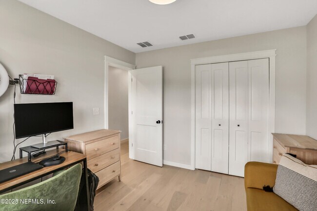 Building Photo - 4434 Coquina Dr