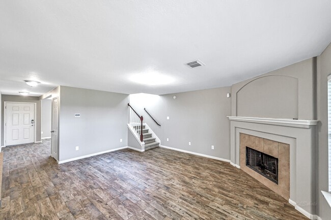 Building Photo - 20243 Sunset Ranch Dr