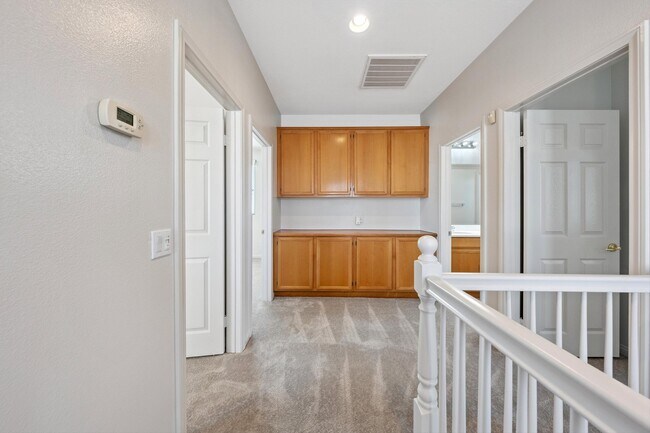 Building Photo - 84126 Canzone Dr