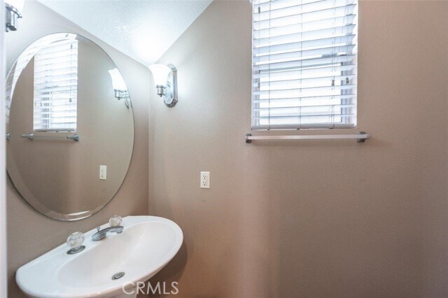 Building Photo - 14136 Visions Dr