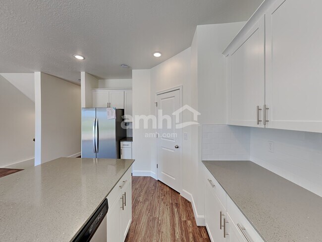 Building Photo - 288 Allen Ln