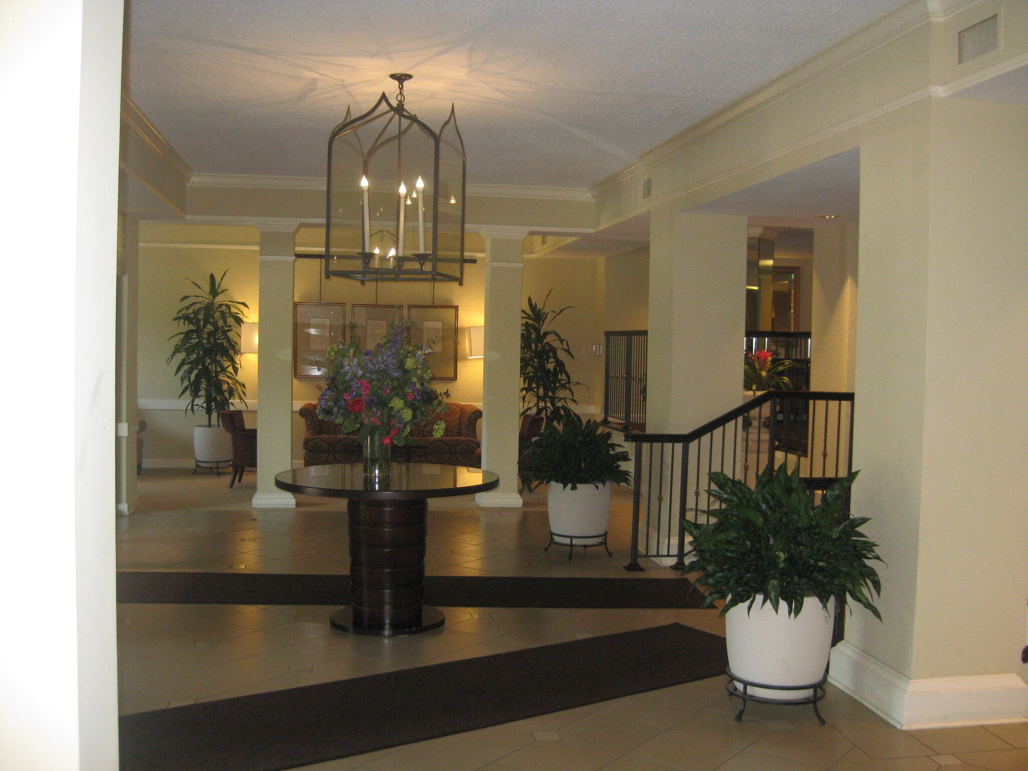 Lobby. - 2100 Langston Blvd