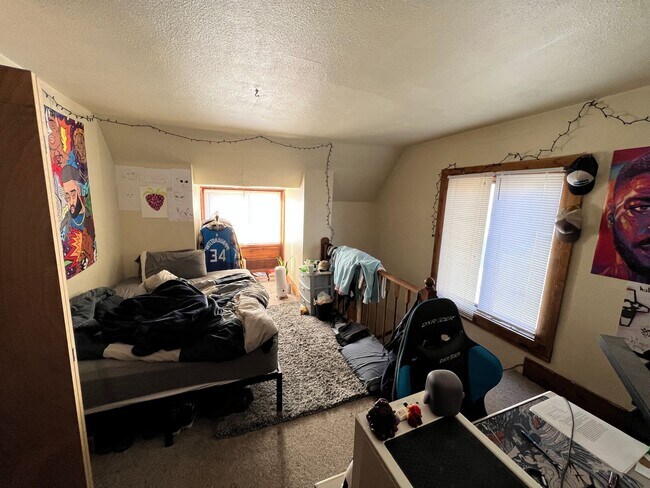 Building Photo - 2944 N Maryland Ave