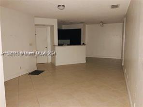 Building Photo - 3340 Pinewalk Dr N