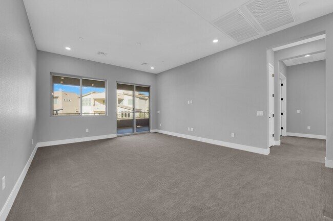 Building Photo - 10648 Stone Ledge Ave