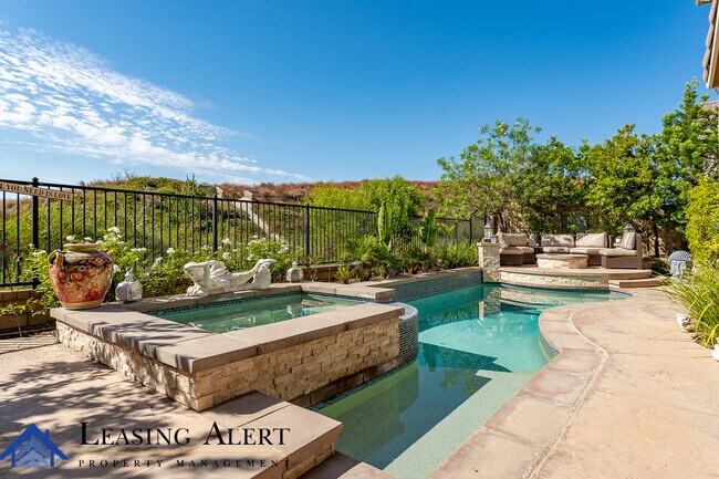 Building Photo - 28852 N Iron Village Dr