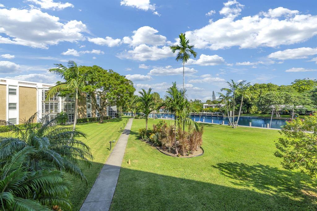 Building Photo - 2970 NE 16th Ave