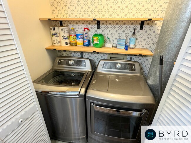 Building Photo - 112 Monath Rd