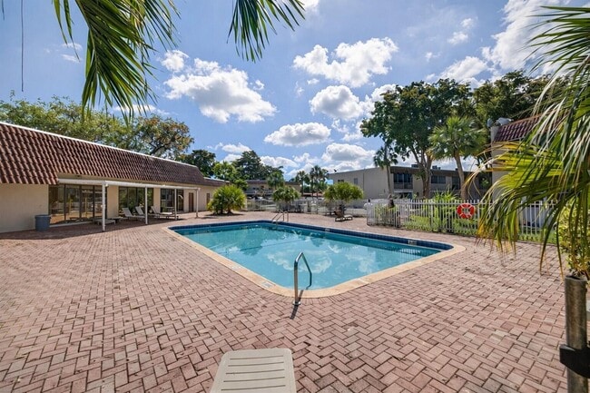 Building Photo - 3777 NW 78th Ave