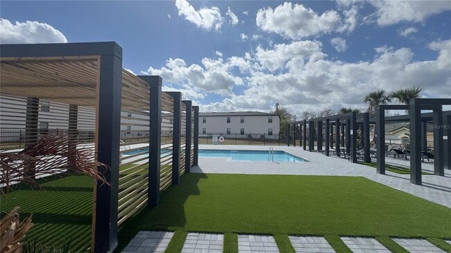 Building Photo - 3238 Energy Dr