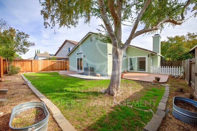 Building Photo - Charming Single-Family Home in Markham Rav...