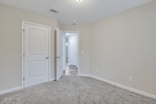 Building Photo - Available for Rent