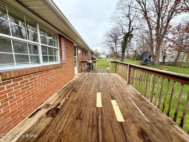 Building Photo - 630 Lane Ave