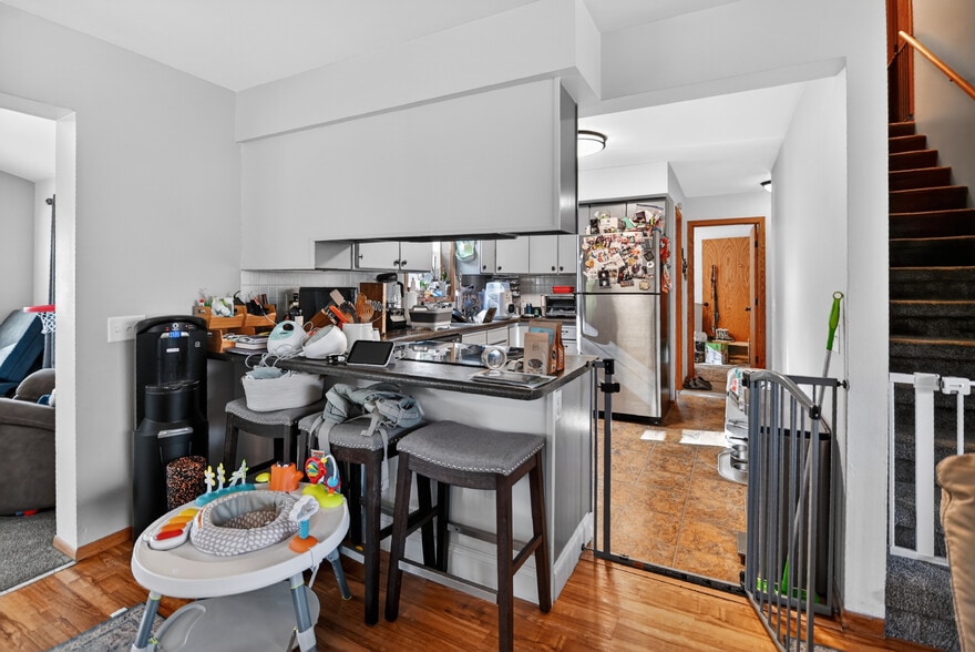 Building Photo - 3051 Greenway Trl