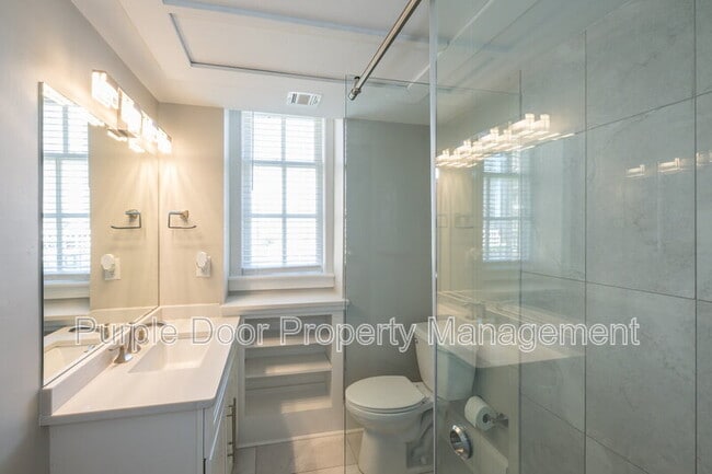 Building Photo - 30 5th St NE