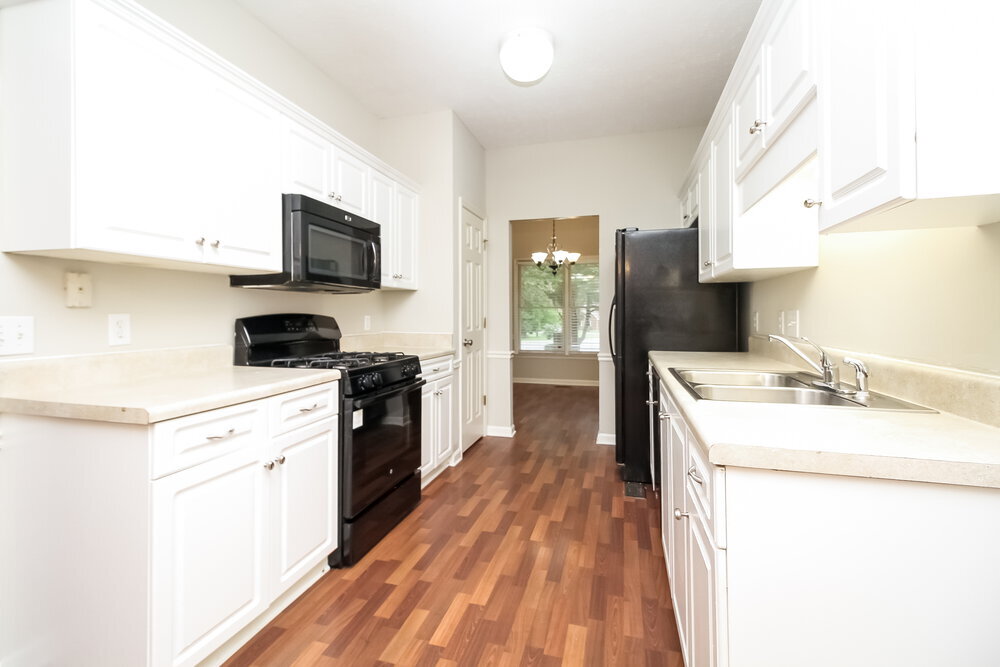 Building Photo - 1802 Cascade Ct