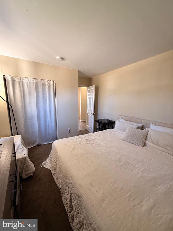 Building Photo - 335 Myrtle Ave