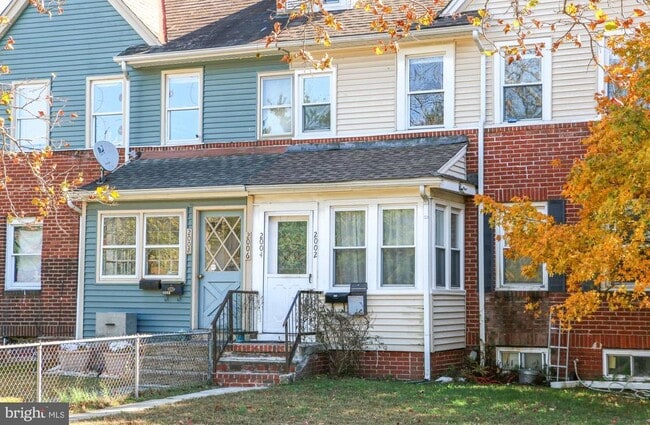 Building Photo - 2004 Trenton Ave