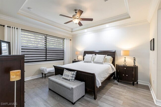 Building Photo - 7859 Bucks Run Dr