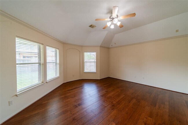 Building Photo - 28210 Cross Creek Springs Ln