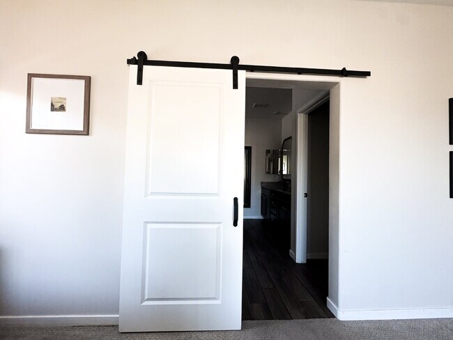 Building Photo - "Spacious 4-Bedroom, 2.5-Bathroom Home in Mesa del Sol!"