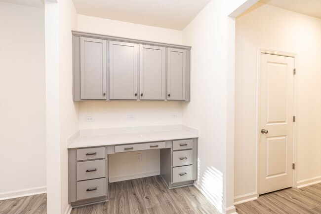 Building Photo - 104 Lorcan Ln